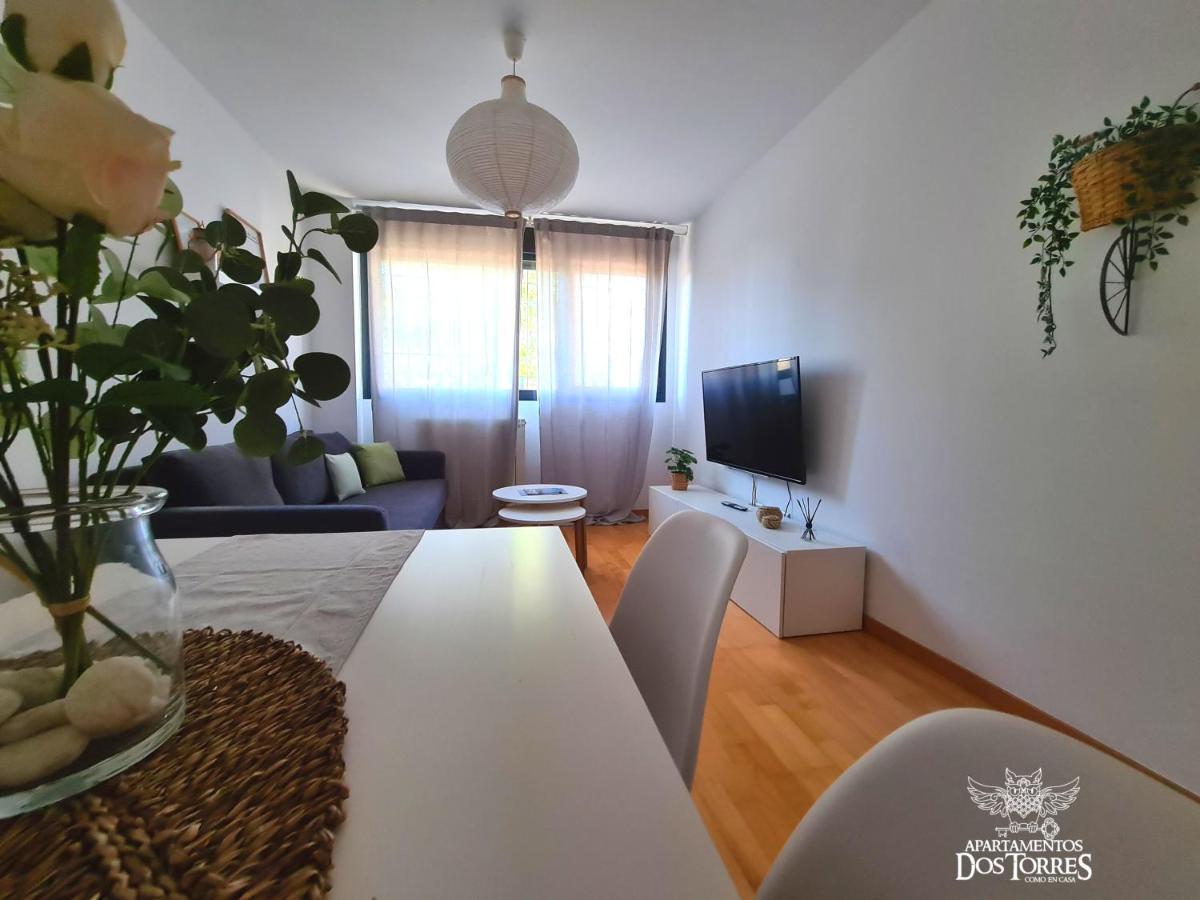 Apartamentos Dos Torres La Comarca - Jardín y parking privado gratis Zaragoza Exterior foto